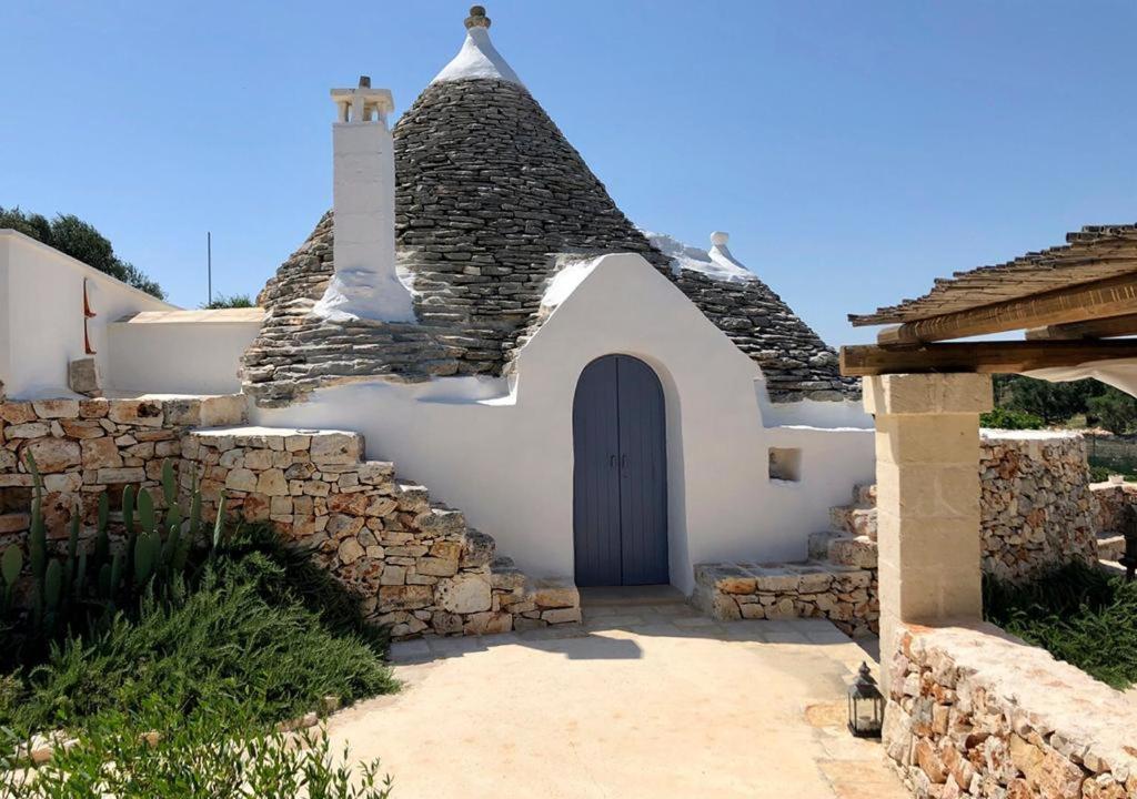 I Trulli Di Alice Villa Ceglie Messapica Bagian luar foto