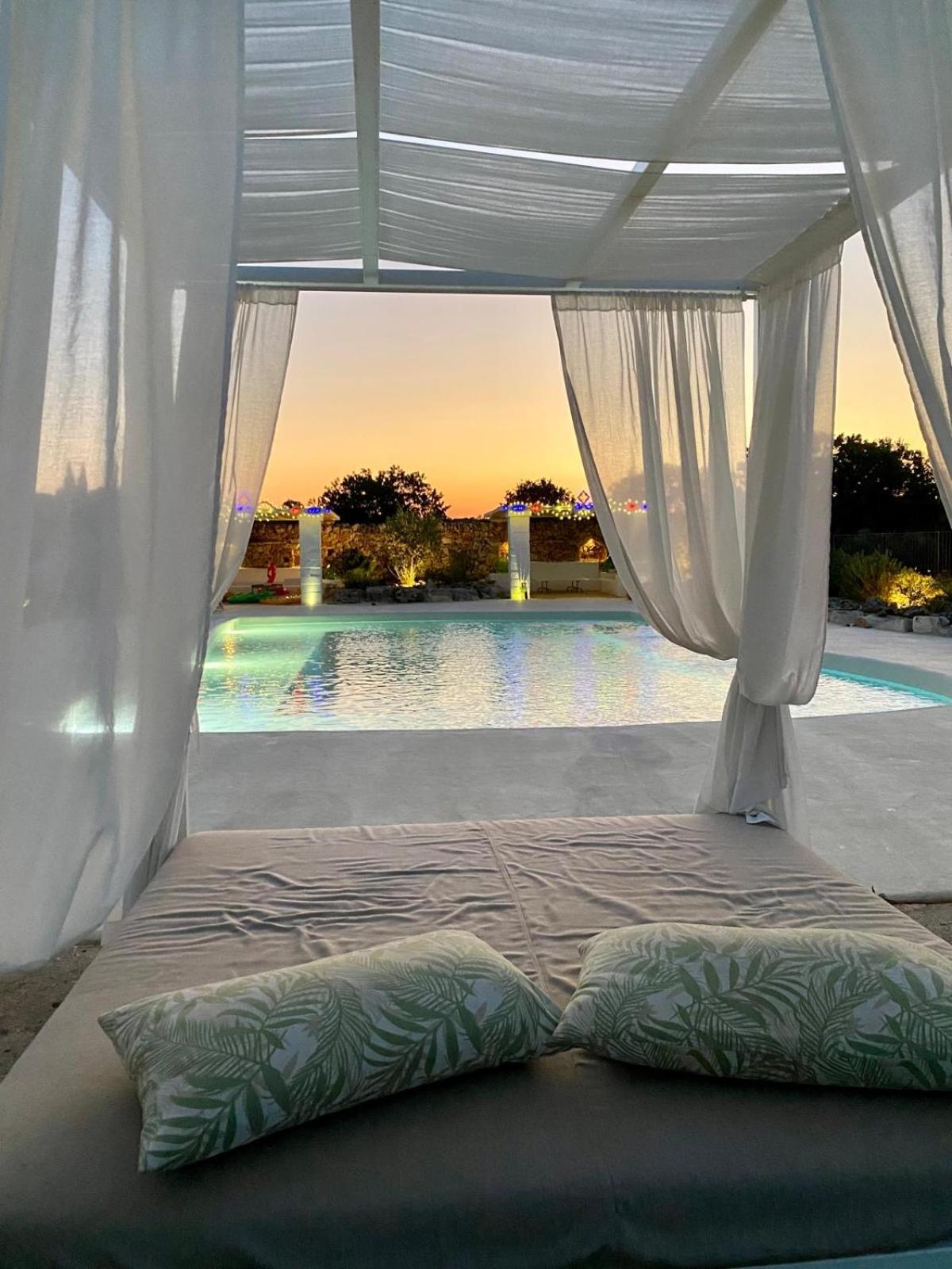 I Trulli Di Alice Villa Ceglie Messapica Bagian luar foto