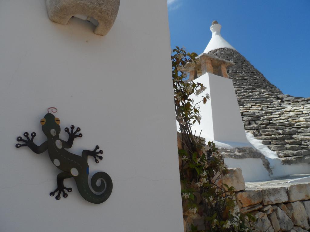I Trulli Di Alice Villa Ceglie Messapica Bagian luar foto